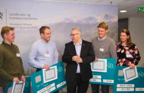 Priser til skogstudenter