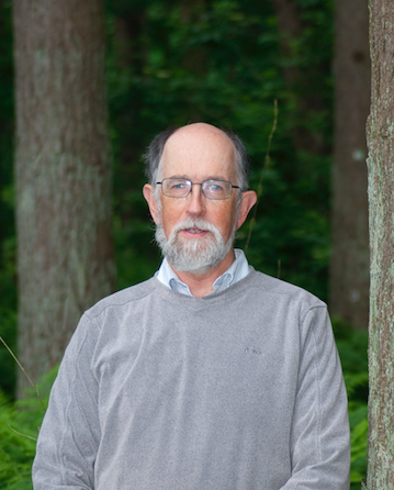 Emeritus i skogskjøtsel Bill Mason ved Northern Research Station i Midlothian i Skottland